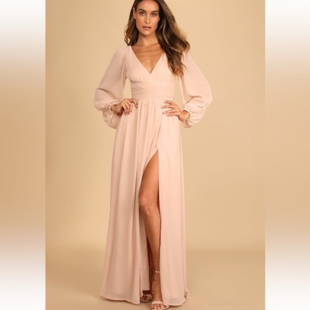 NWT Lulus Enchant My Love Blush Long Sleeve Maxi Dress
